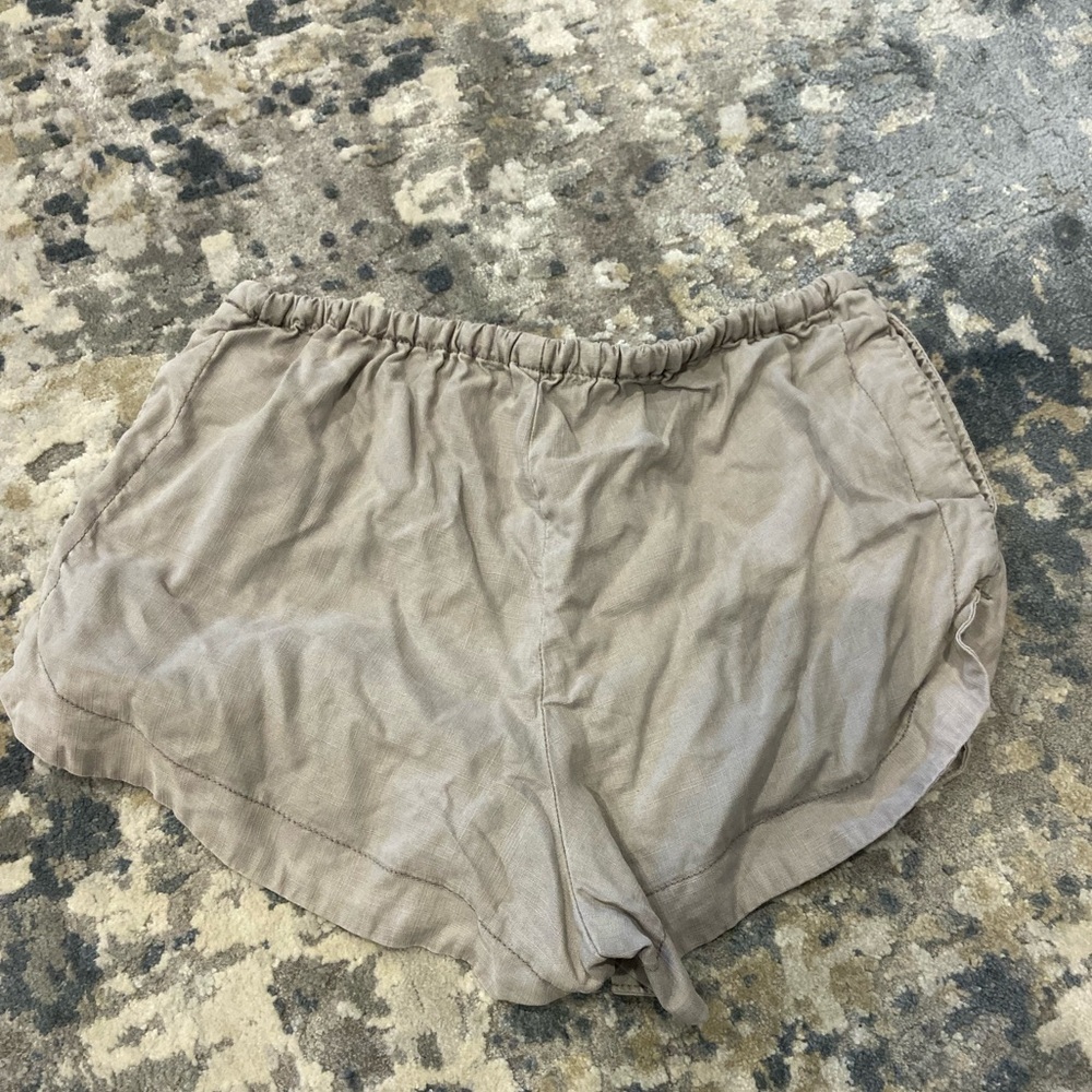 TNA Mauve Shorts - Picture 3 of 3